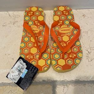 Multi colored Havaianás flip flops